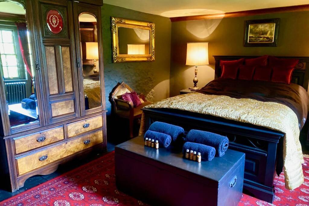 Apartmán 17Th Century Boutique Getaway In The Countryside Martin Mill Exteriér fotografie